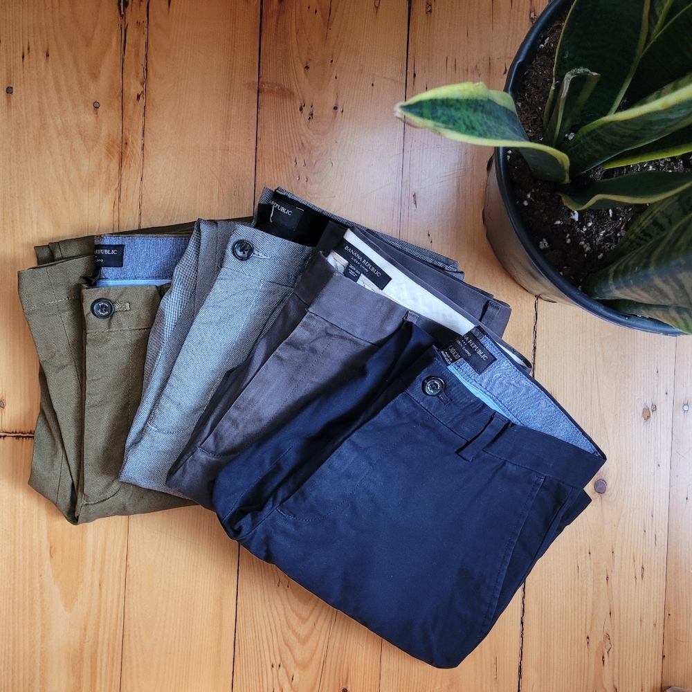 Bundle 4 Mens Banana Republic 30/30 pants